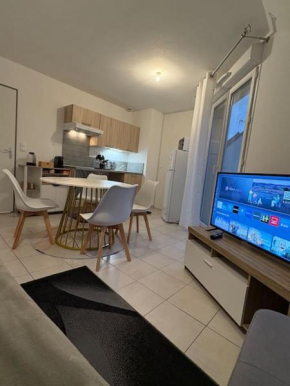 Appartement au calme proche du PAL